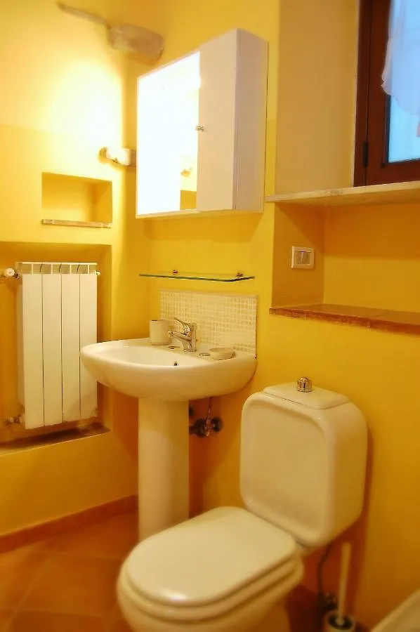 Apartment Incantevole E Storico Appartamento In Pieno Centro Taormina